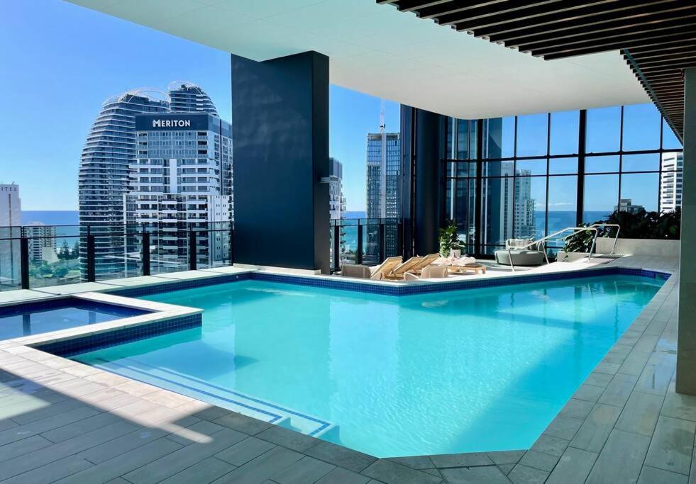 New Impressive 180° River View 1 Bed Apt With Pool 47F Lejlighed Gold Coast Eksteriør billede