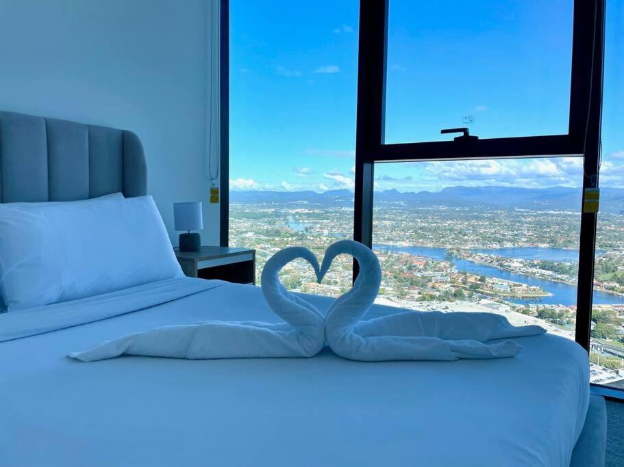 New Impressive 180° River View 1 Bed Apt With Pool 47F Lejlighed Gold Coast Eksteriør billede